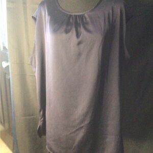 #608. Liz Claiborne Women's Top in Dark Gray